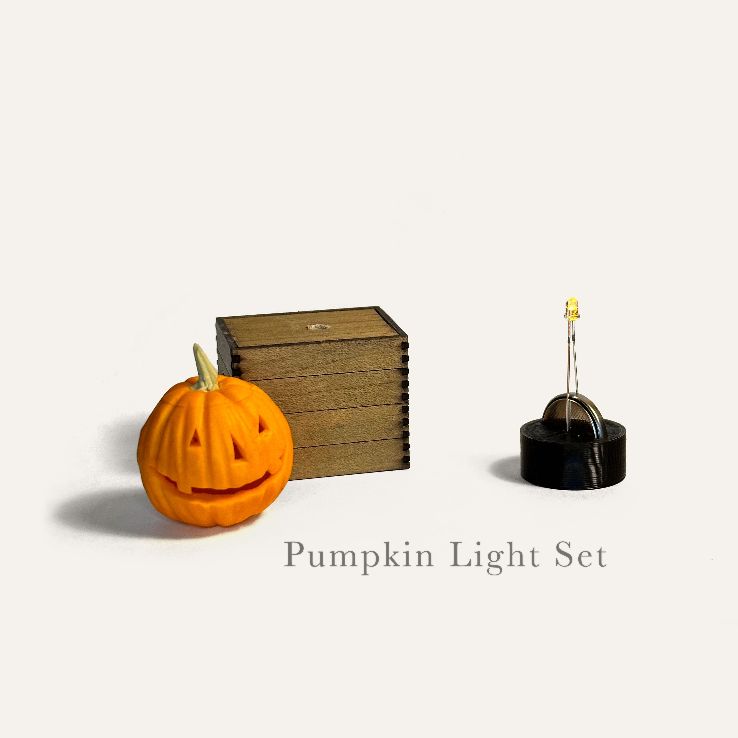 Jack-o-Lantern Pumpkin with and without Led Light and Wood Box